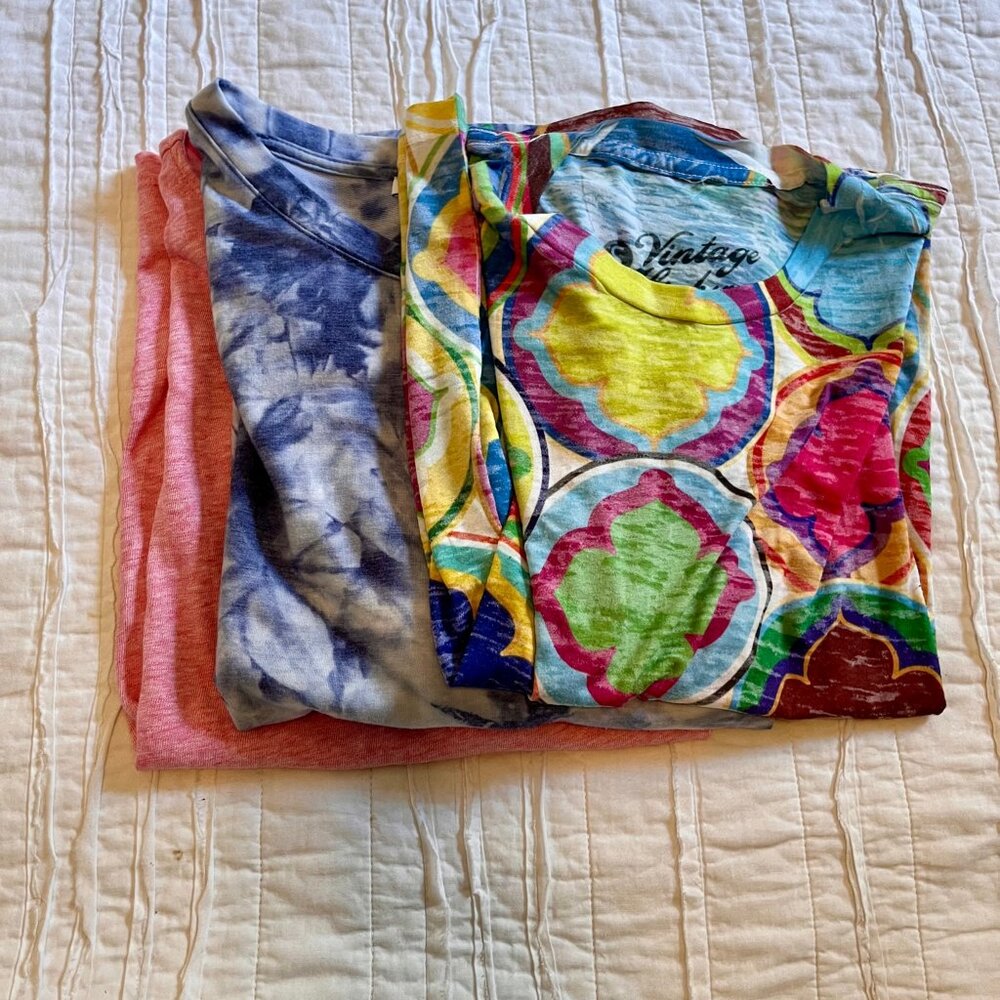 Tops Bundle – J.Crew Painter Tee, Vintage Multicolor Top & Pure Navy Tie-Dye Tee